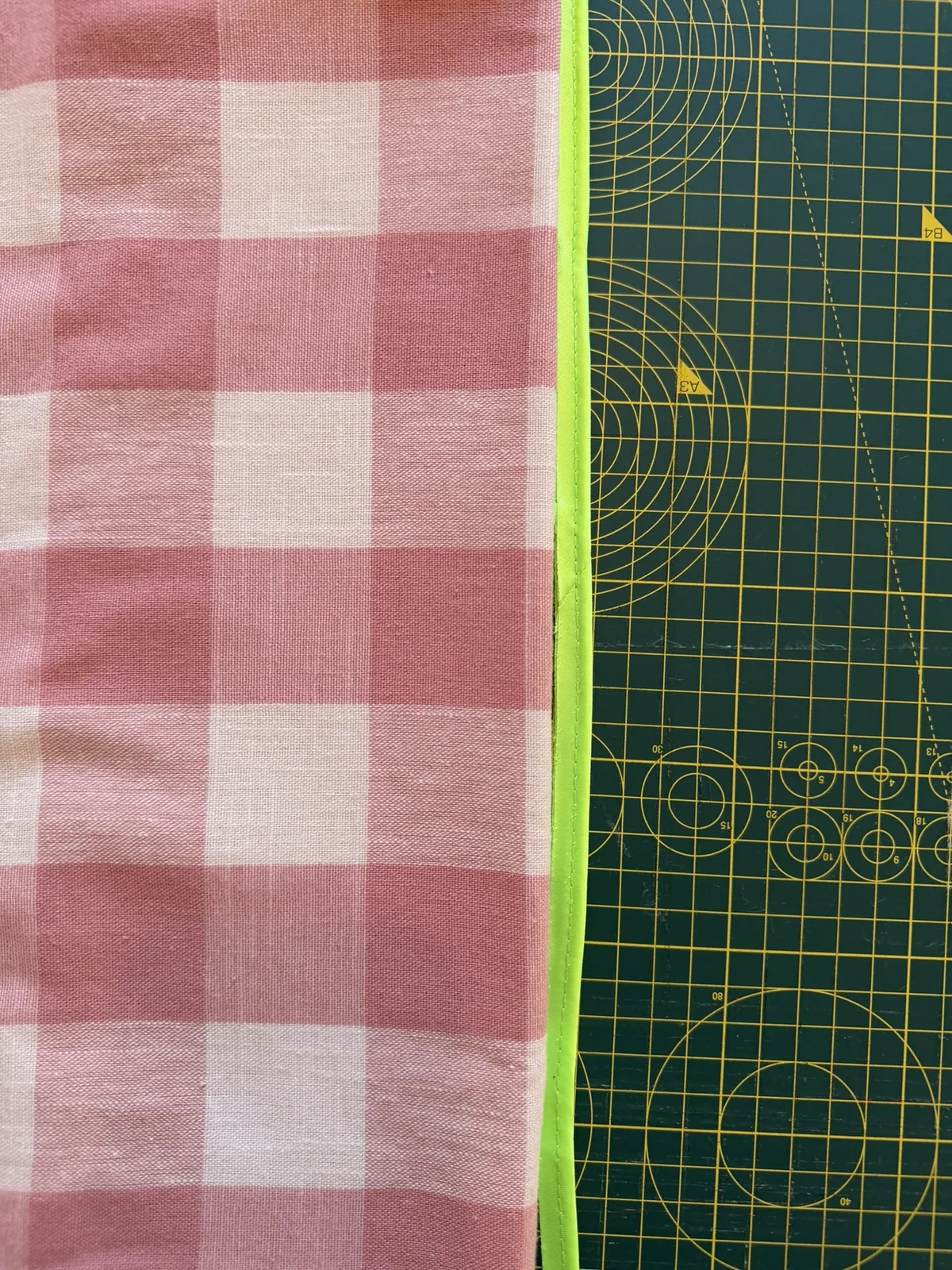 Pink / Green