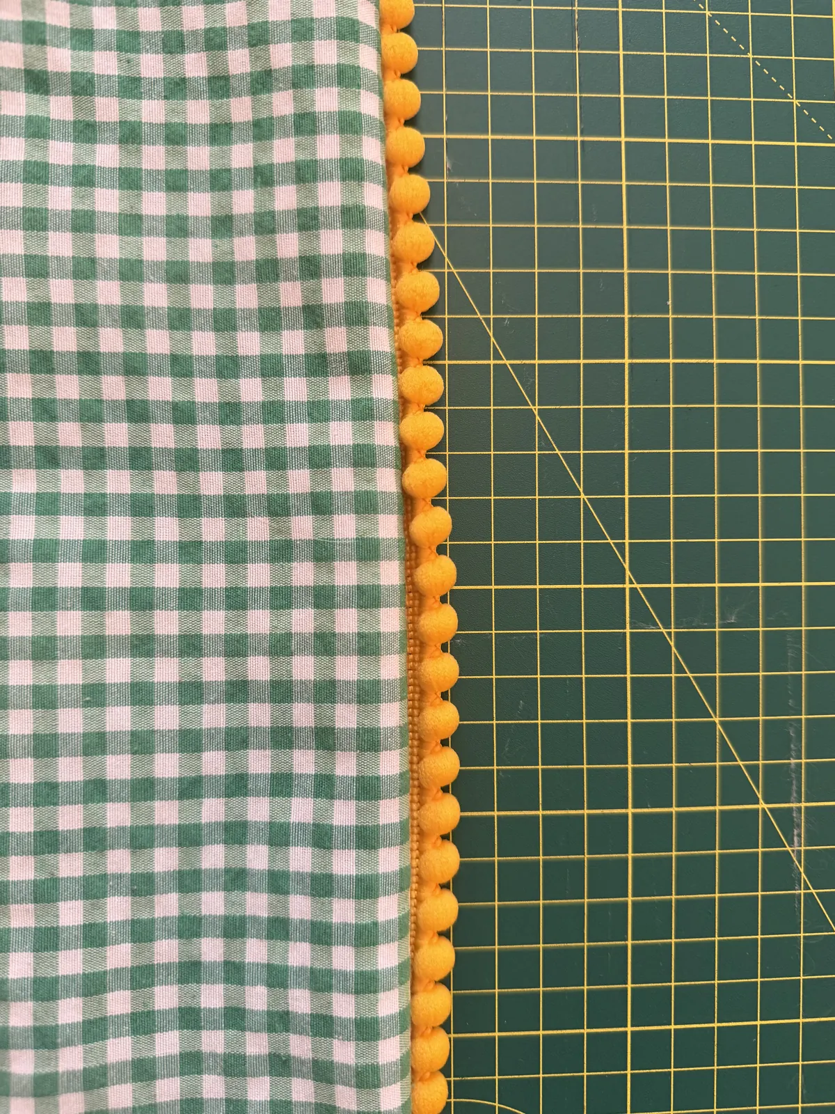 Green / Yellow